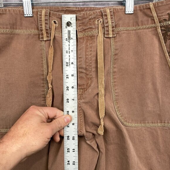 Eddie Bauer Capri Roll-up Pants Womens 8 Floral Embroidery Brown Patch Pockets - Picture 12 of 15